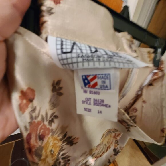 LaBelle Tan Floral Long Skirt Size 14 - Picture 3 of 3